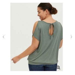 NWOT Torrid open shoulder tie back top